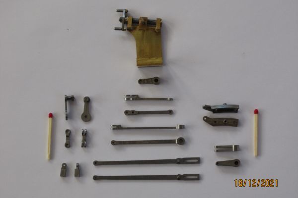 8f-parts-017067D79E-7F4E-7054-C0EA-BE2FCDA21847.jpg